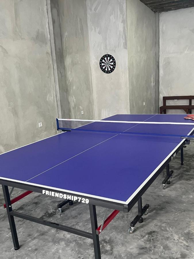 Waiwas Hostel Kuta  エクステリア 写真